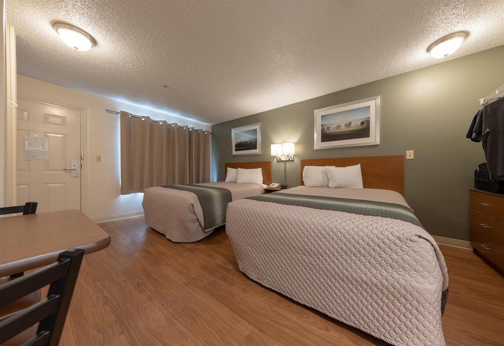 Hometowne Studios By Red Roof Orlando - Ucf Area Alafaya Εξωτερικό φωτογραφία