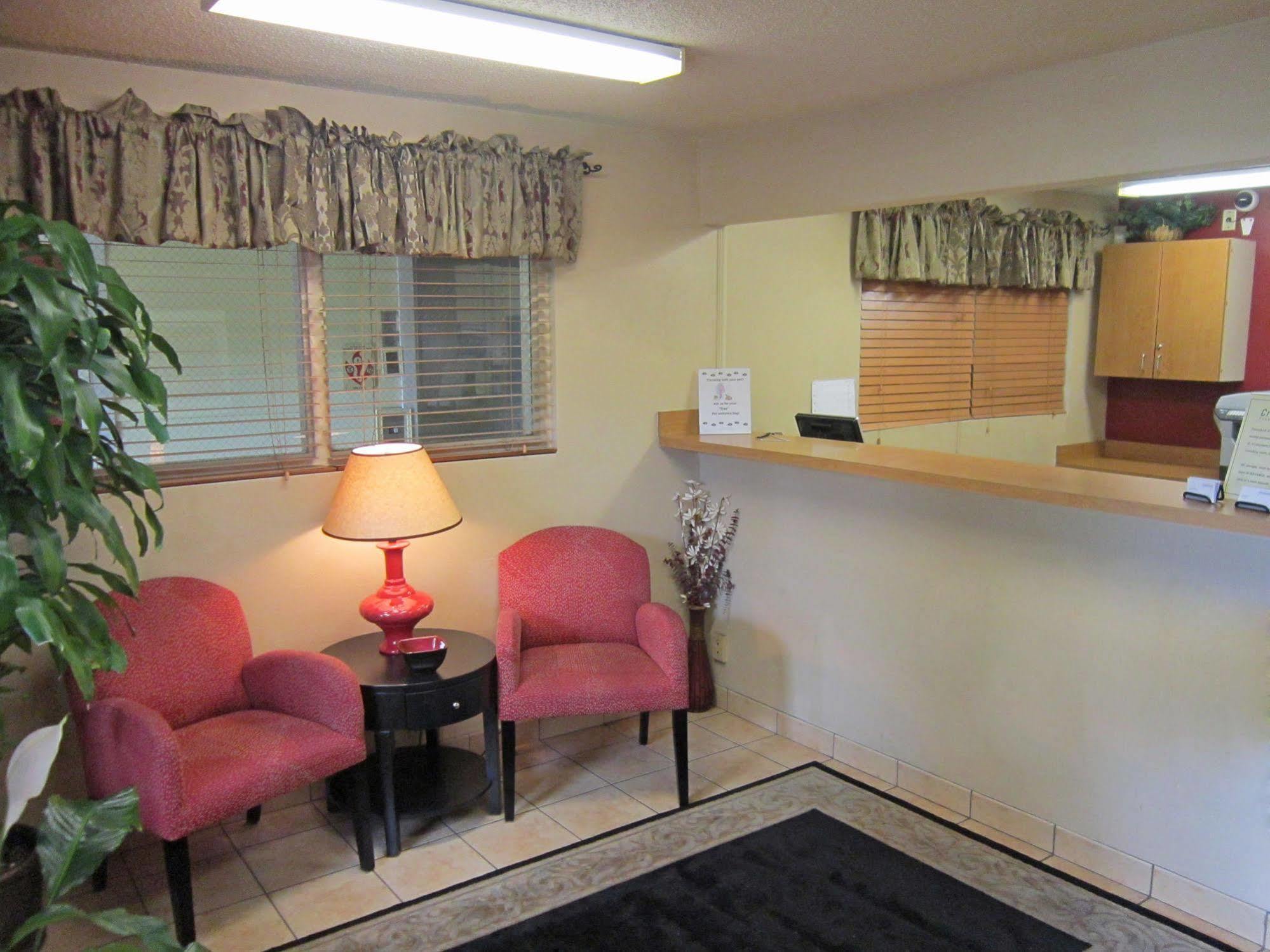 Hometowne Studios By Red Roof Orlando - Ucf Area Alafaya Εξωτερικό φωτογραφία