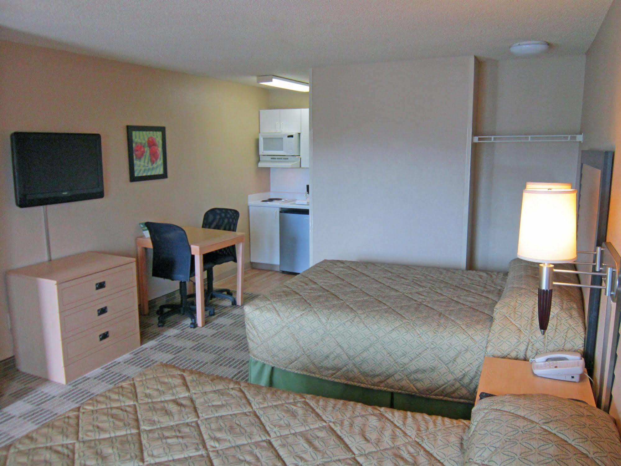 Hometowne Studios By Red Roof Orlando - Ucf Area Alafaya Εξωτερικό φωτογραφία